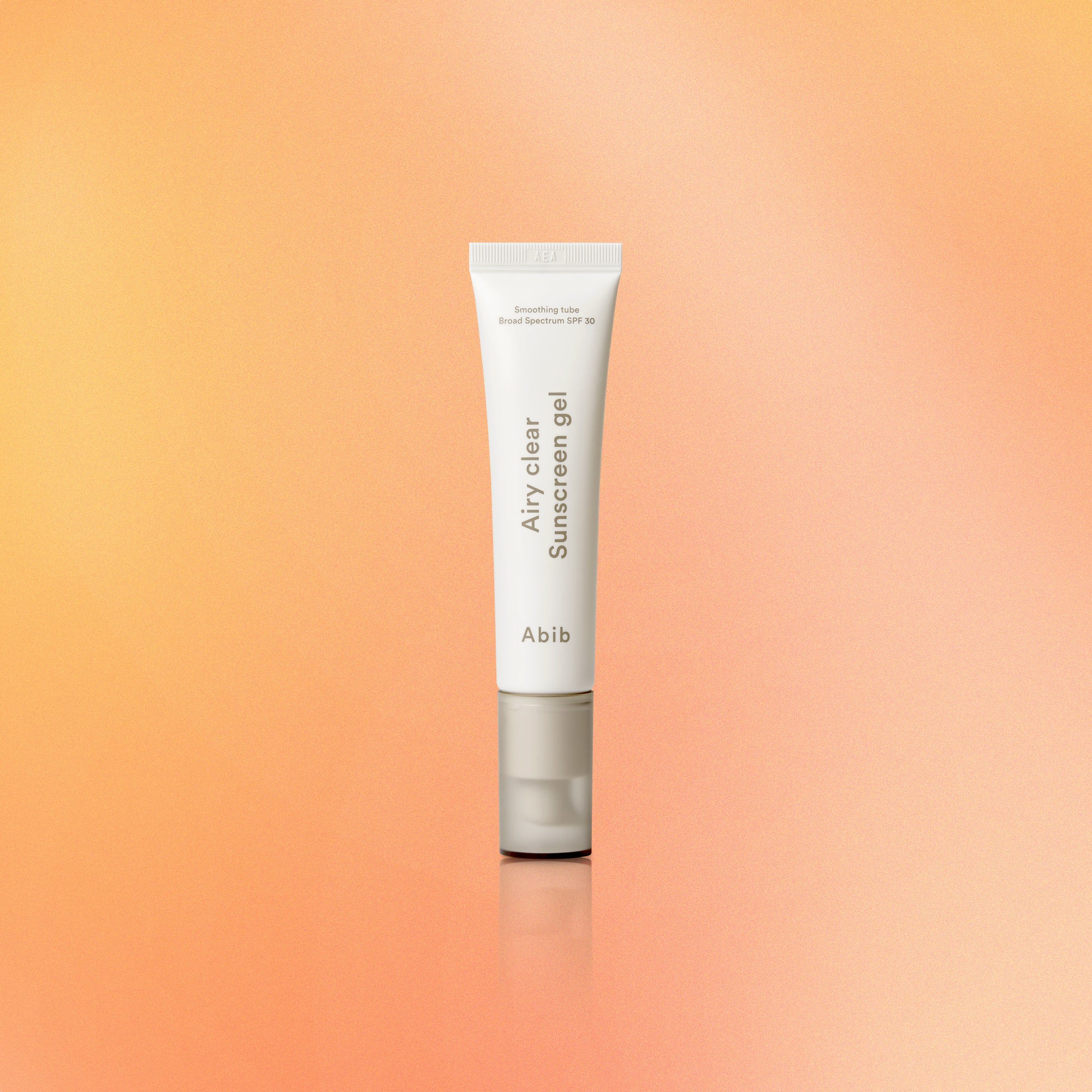 Airy clear sunscreen gel smoothing tube