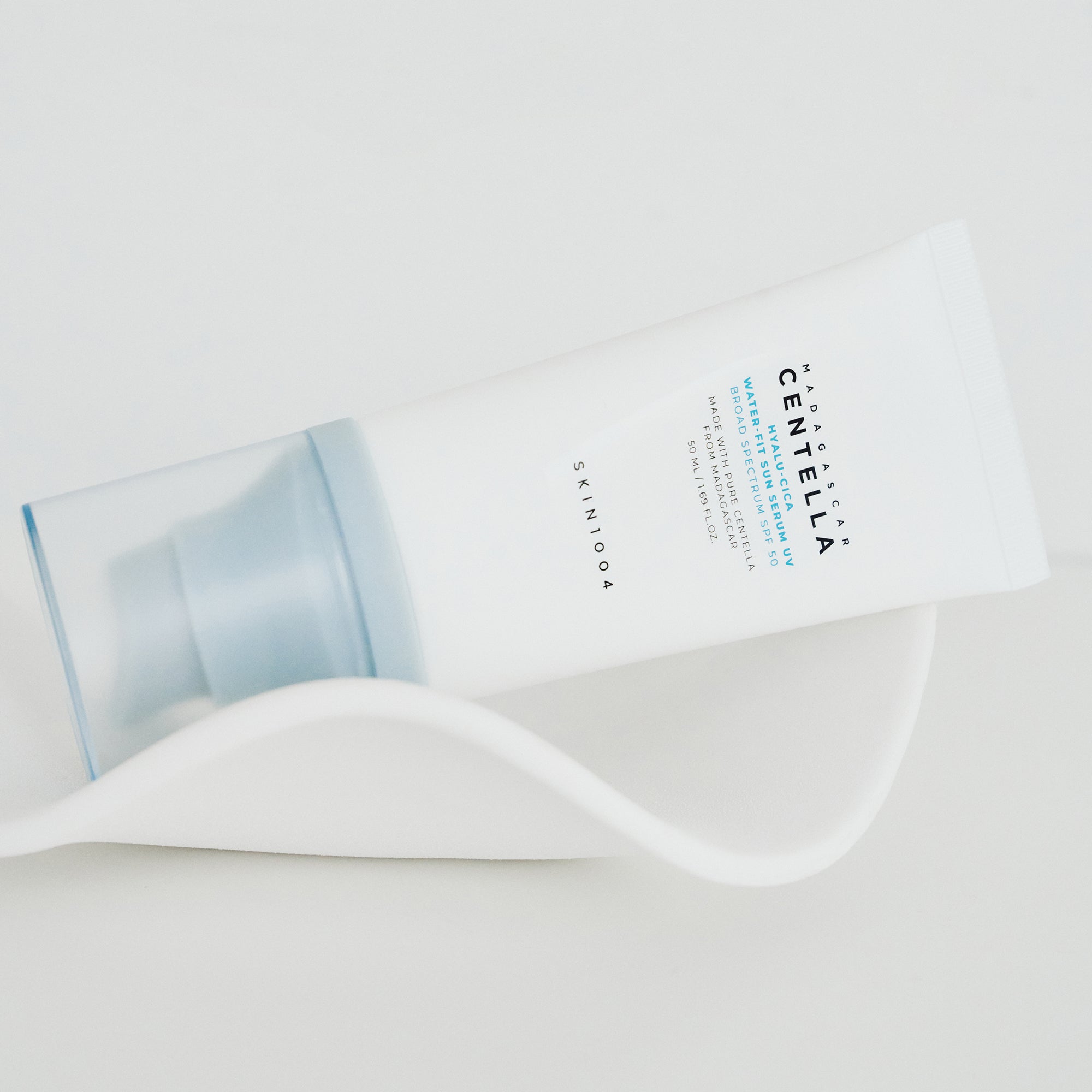 Madagascar Centella Hyalu-Cica Water-Fit Sun Serum UV