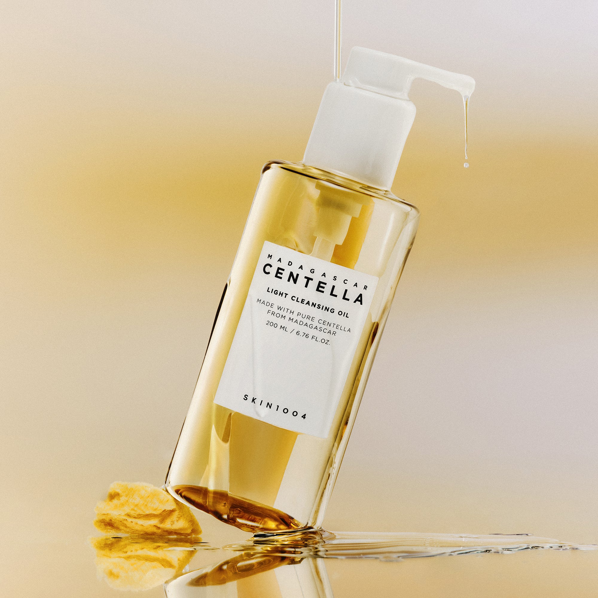 Madagascar Centella Light Cleansing Oil