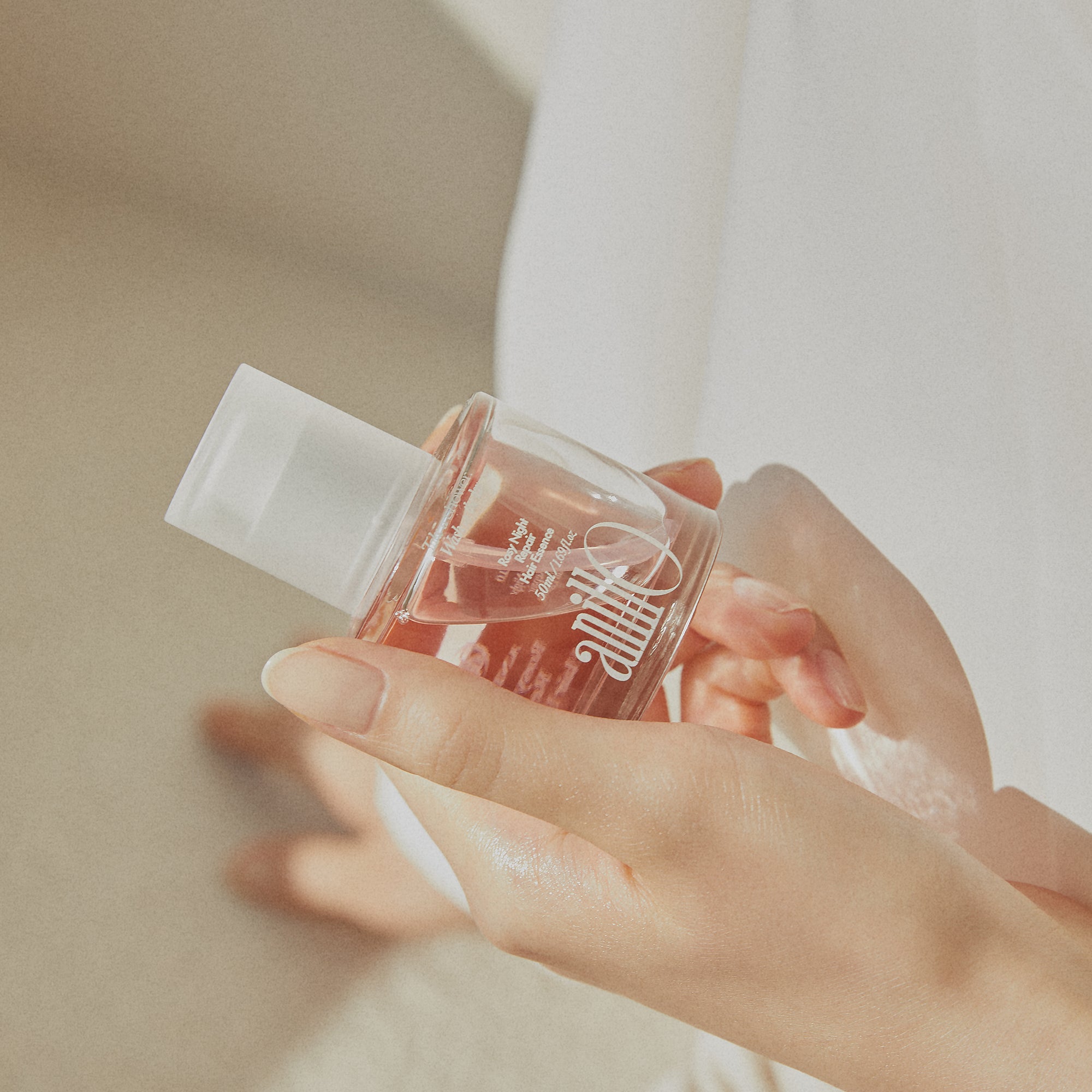 Rosy Night Repair Hair Essence